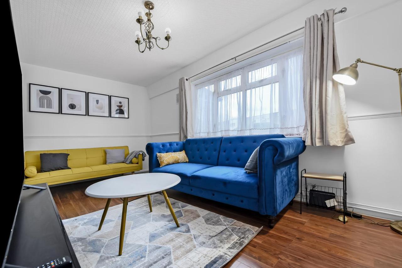 Stylish Excel 3 Bedroom Flat Londýn Exteriér fotografie